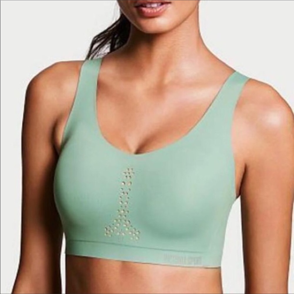Victoria’s Secret • Angel Max Sports Bra • EUC 38C